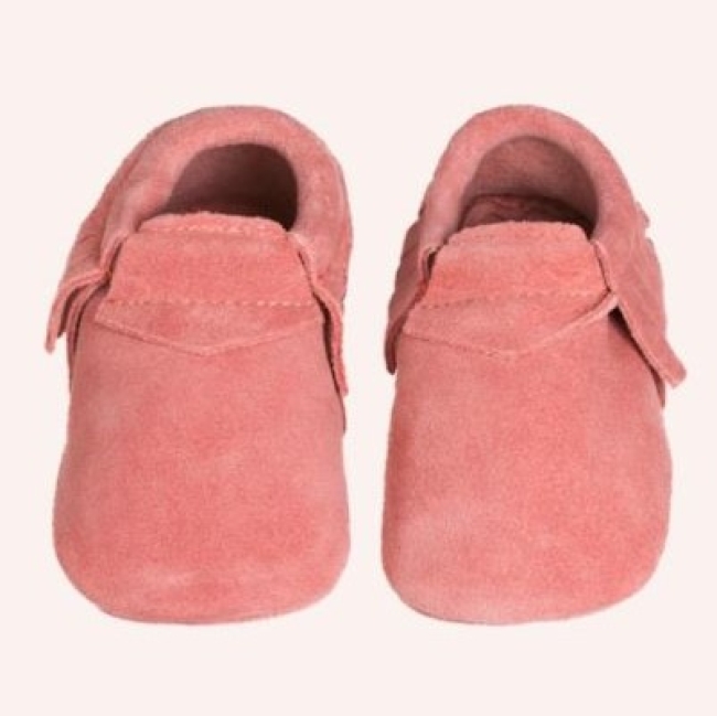 Chausson bébé souple mocassin suède corail